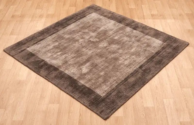 Blade Border BB02 Chocolate/Mocha — Woven Rugs