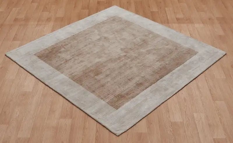 Blade Border BB01 Putty/Champagne — Woven Rugs